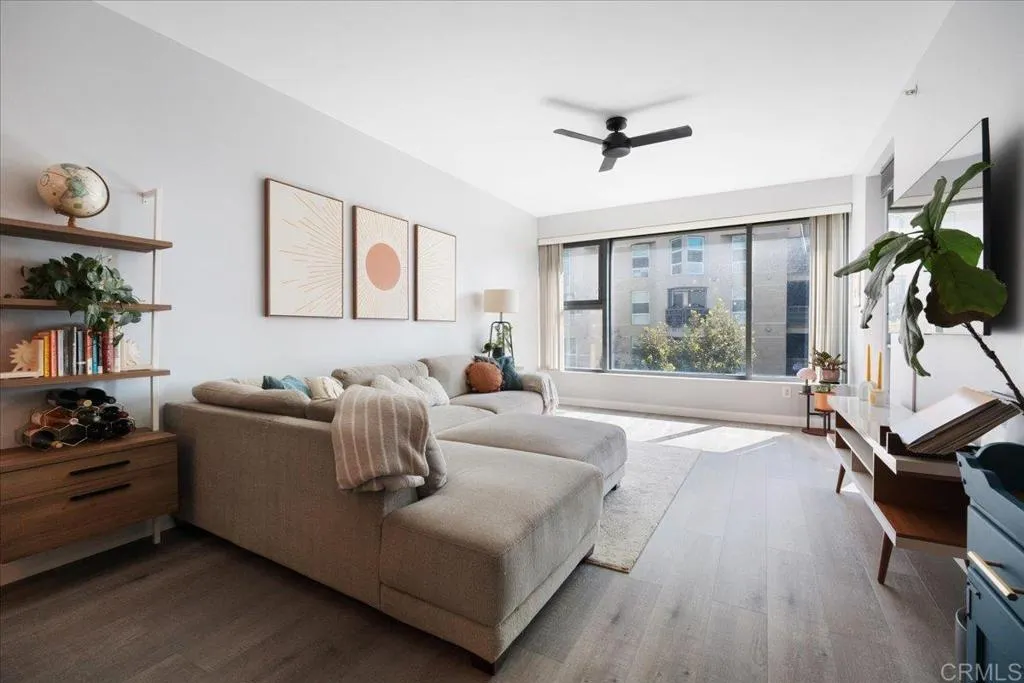 https://cdn.realtyfeed.com/cdn/127/307066512/597507778a196d6598623913755e6d15.webp