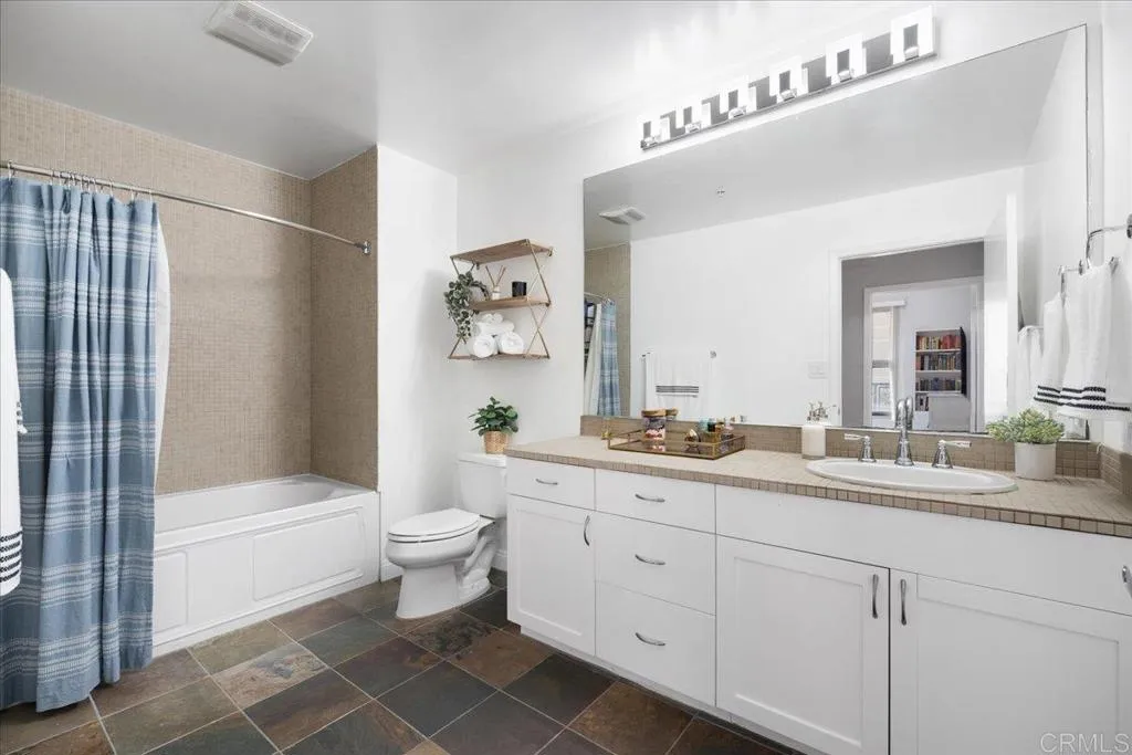 https://cdn.realtyfeed.com/cdn/127/307066512/c3c08e8e8dbcbb870b6a0a3311c0289f.webp