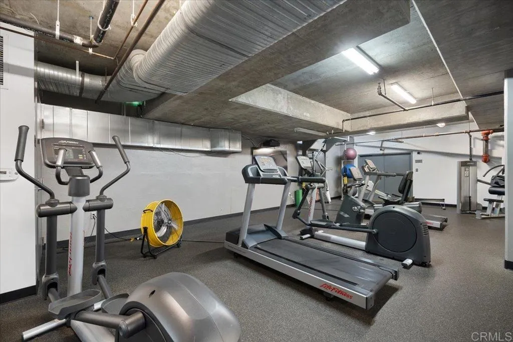 https://cdn.realtyfeed.com/cdn/127/307066512/d6accc929d856bee400747dbfb401db1.webp