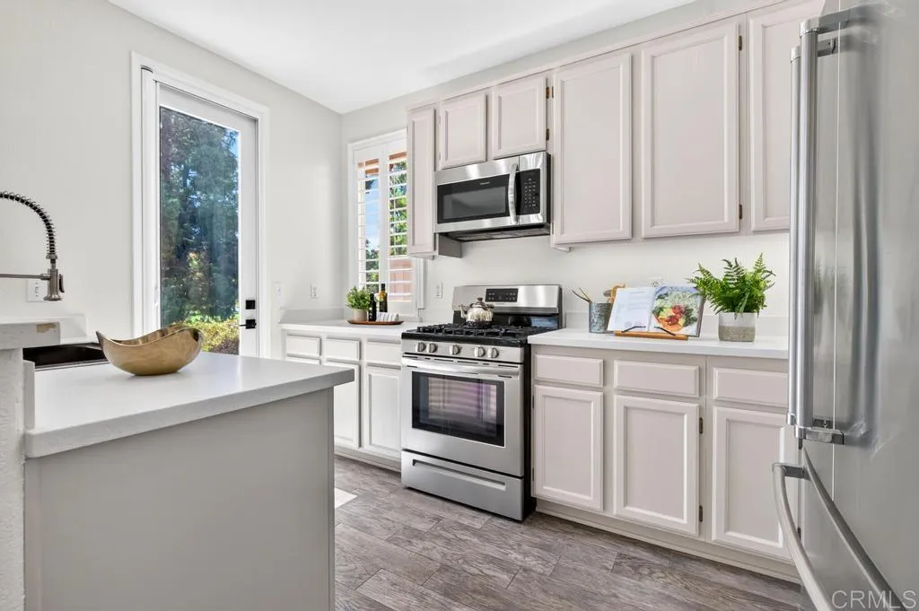 https://cdn.realtyfeed.com/cdn/127/307066514/21eef22a8acf844f239821ac01ce8b37.webp