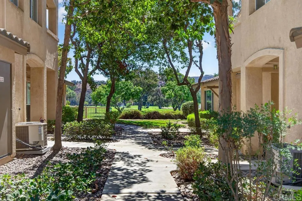 https://cdn.realtyfeed.com/cdn/127/307066514/69f81cef68d13f41cbb3bfaea6a1255f.webp