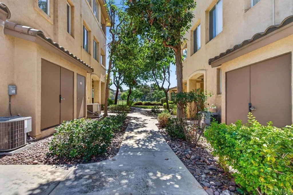 https://cdn.realtyfeed.com/cdn/127/307066514/e0f339c3107e4e71567c92e1b781d880.webp