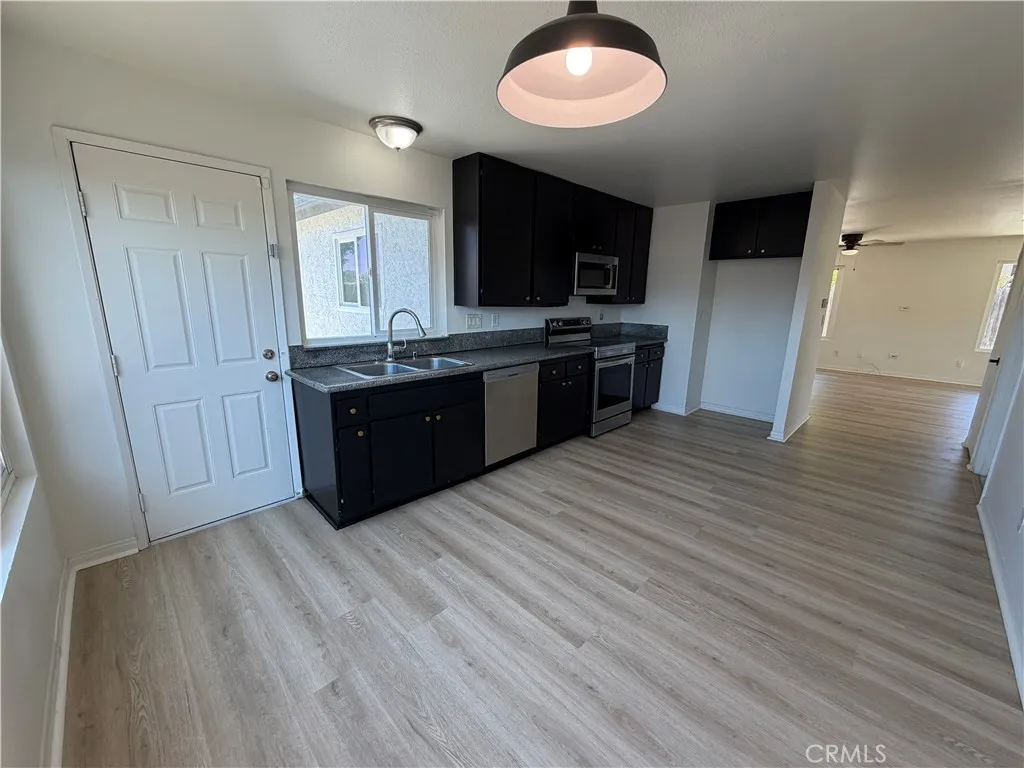 https://cdn.realtyfeed.com/cdn/127/307066518/439f0f4734159c9def8410a1fbbc43b5.webp