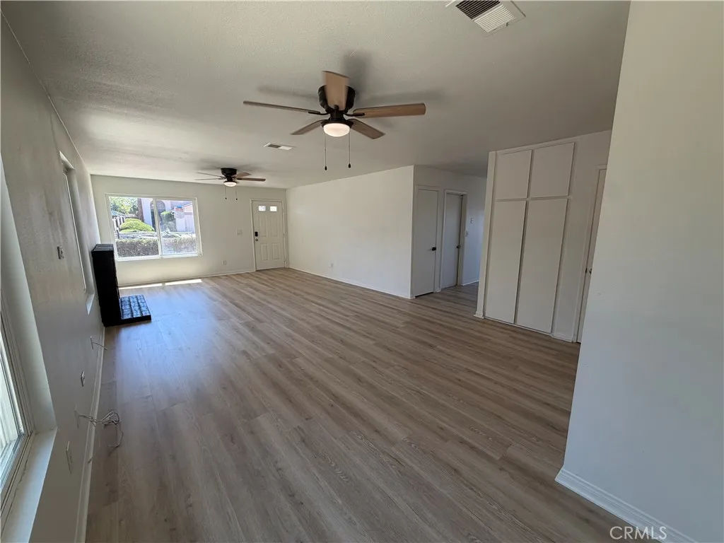 https://cdn.realtyfeed.com/cdn/127/307066518/a9ef404b35e675cb71ea77d3184a0c46.webp
