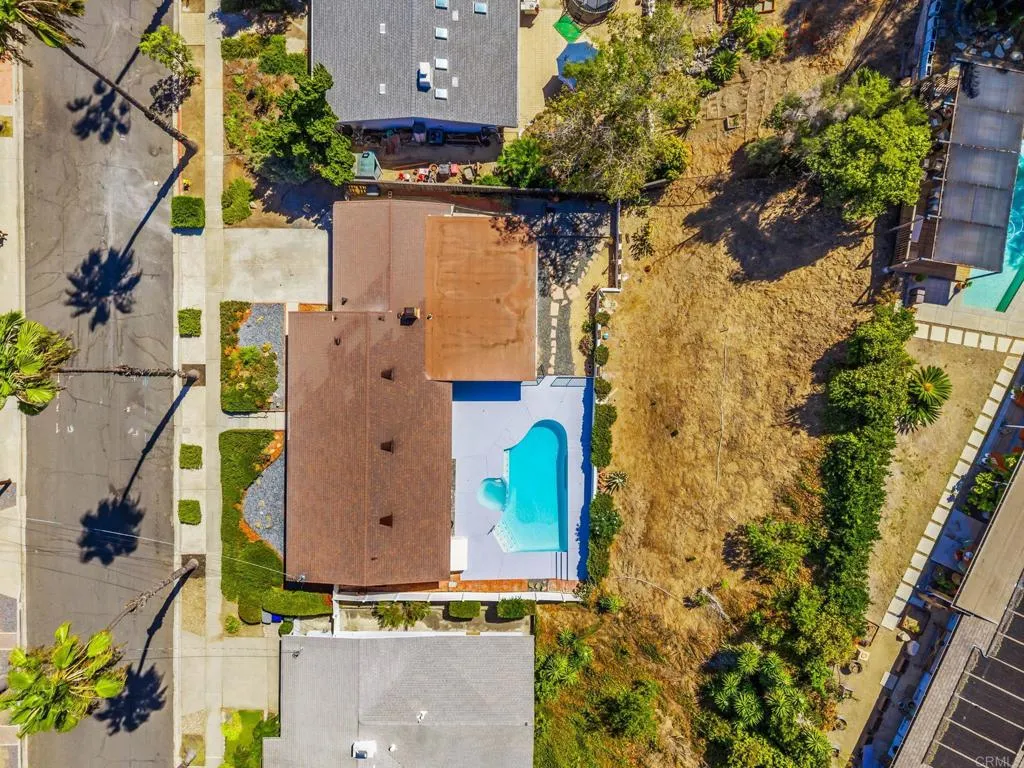https://cdn.realtyfeed.com/cdn/127/307066598/488fcd87add2b8ea6c67056e630d48dd.webp