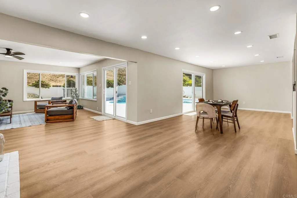 https://cdn.realtyfeed.com/cdn/127/307066598/9802c2d3a6246138244b9d22c3b48281.webp