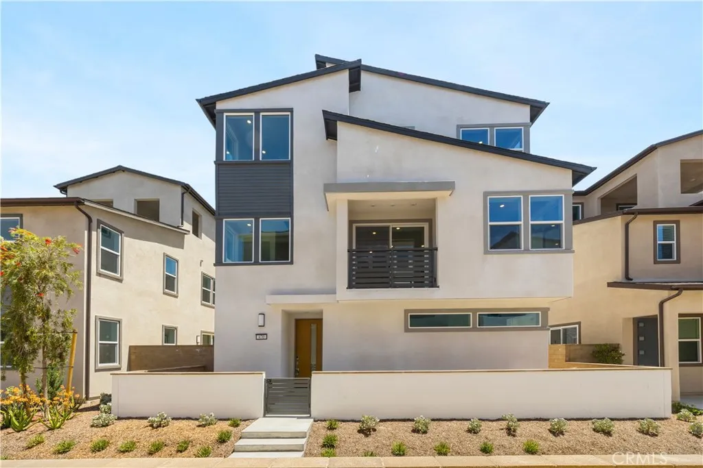 Irvine, CA 92618