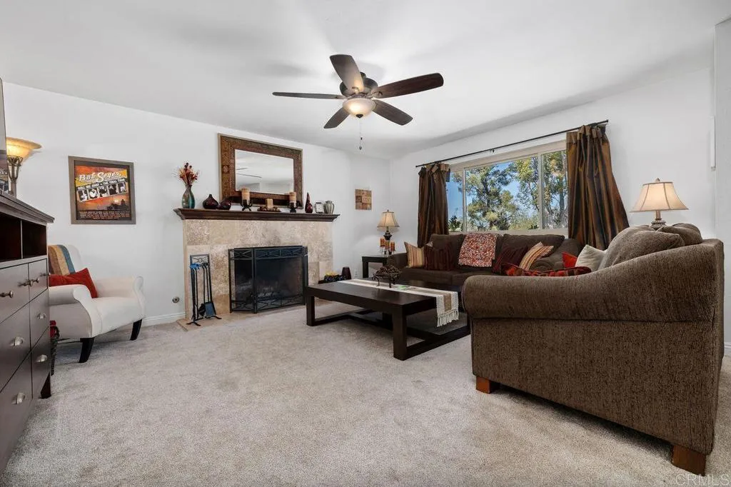 https://cdn.realtyfeed.com/cdn/127/307066678/0f03265567faf321ed3d7b342ef63846.webp