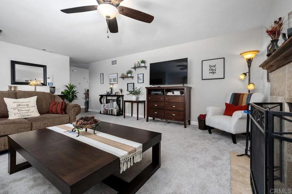 https://cdn.realtyfeed.com/cdn/127/307066678/1b61286945154c7583c12baf9deb4ae3.webp