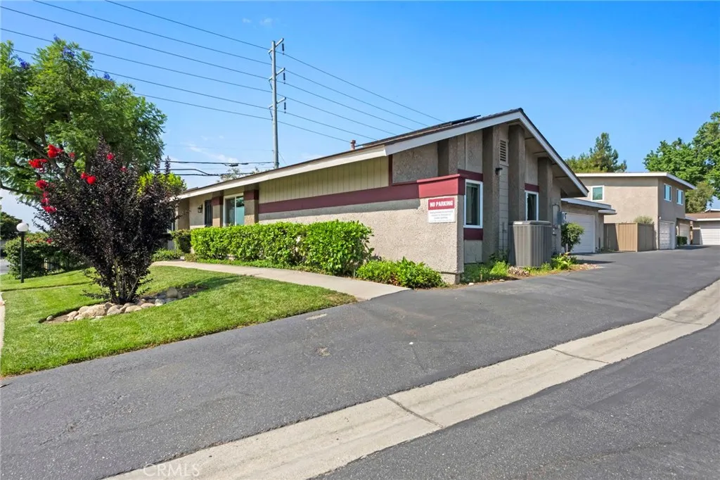 Upland, CA 91784