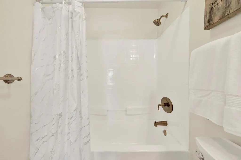 https://cdn.realtyfeed.com/cdn/127/307066703/116e914fba09bdce91cede03843ee416.webp
