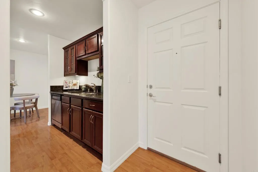 https://cdn.realtyfeed.com/cdn/127/307066703/237d2d64a8b6c9db223a89d1196c6292.webp