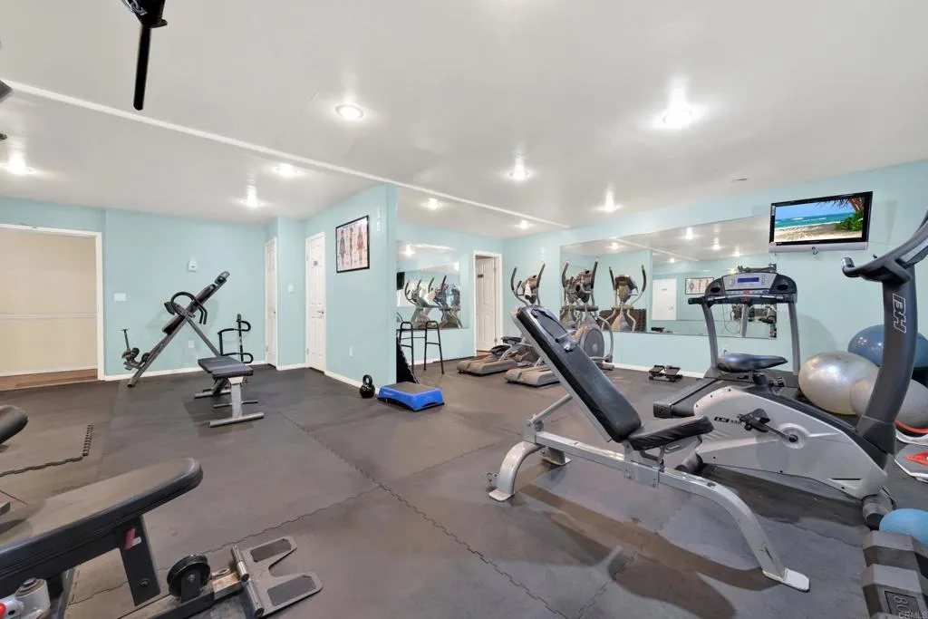 https://cdn.realtyfeed.com/cdn/127/307066703/45300b5eeb1fdb815d2e3a957409613c.webp