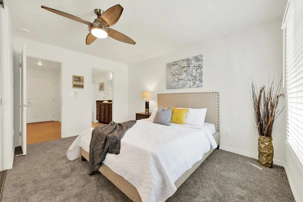 https://cdn.realtyfeed.com/cdn/127/307066703/d2cb78c96a7c16a132cfdf2c29374fd8.webp