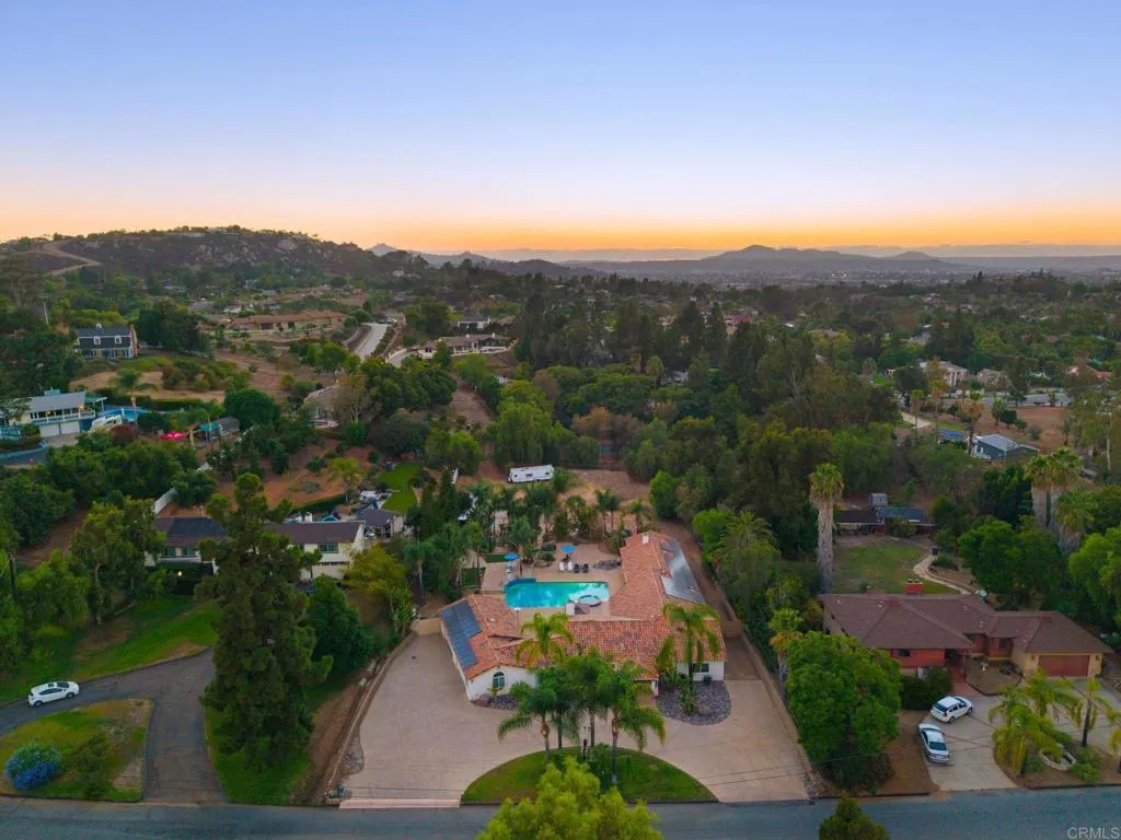 886 Singing Trails Drive, El Cajon, CA 92019 - Photo 4 of 50, El Cajon, CA