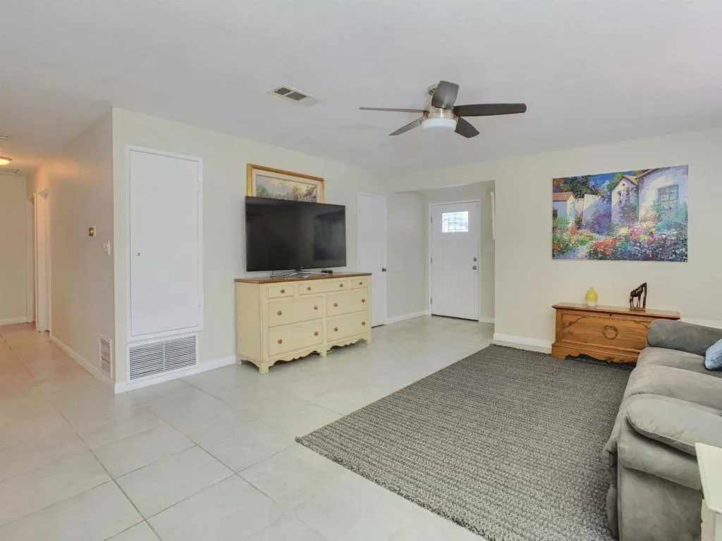 9909 Winchester Way, Lakeside, CA 92040 - Photo 4 of 14, Lakeside, CA