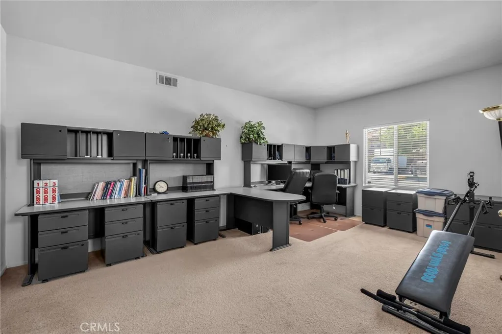 Corona, CA 92881