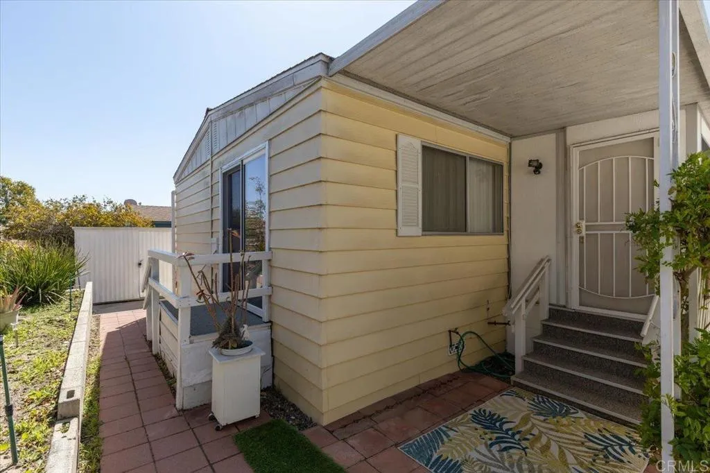 https://cdn.realtyfeed.com/cdn/127/307066794/1fb91a15060747e482f2669cd82275bb.webp