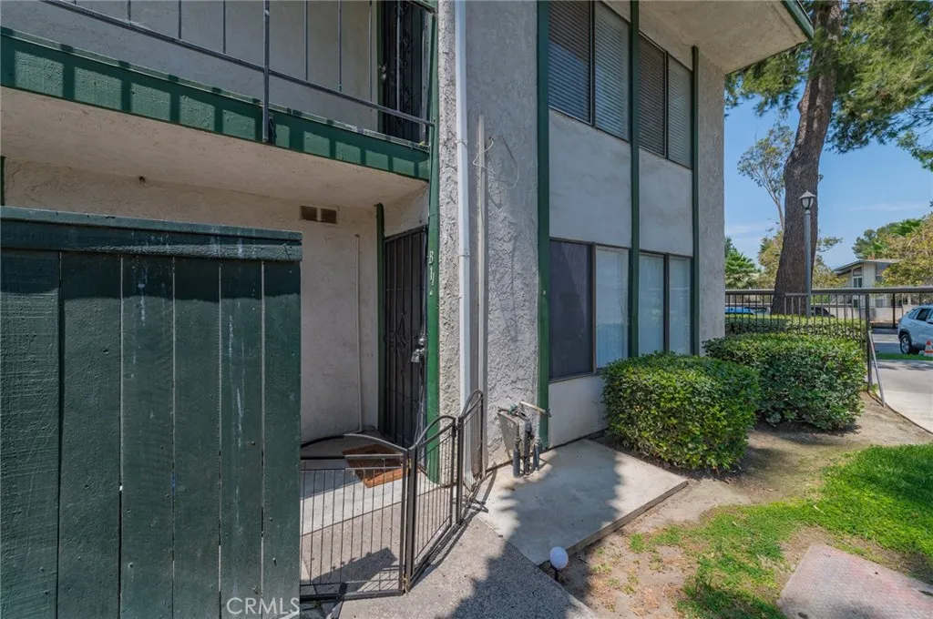 Colton, CA 92324
