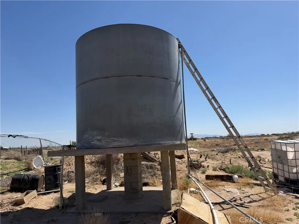 33803 Suffoch, Newberry Springs, CA 92365 - Photo 4 of 38, Newberry Springs, CA