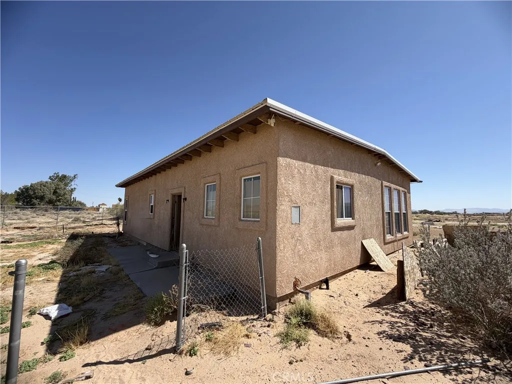 33803 Suffoch, Newberry Springs, CA 92365 - Photo 2 of 38, Newberry Springs, CA