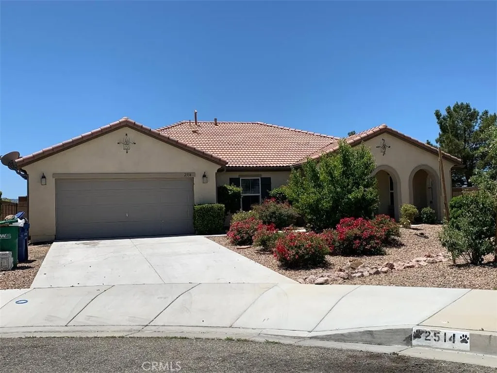 Lancaster, CA 93535