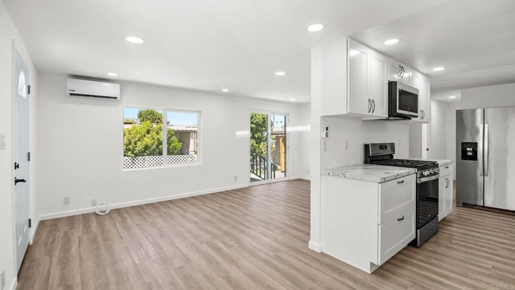 6 Biltmore Ave, Escondido, CA 92027 - Photo 4 of 20, Escondido, CA