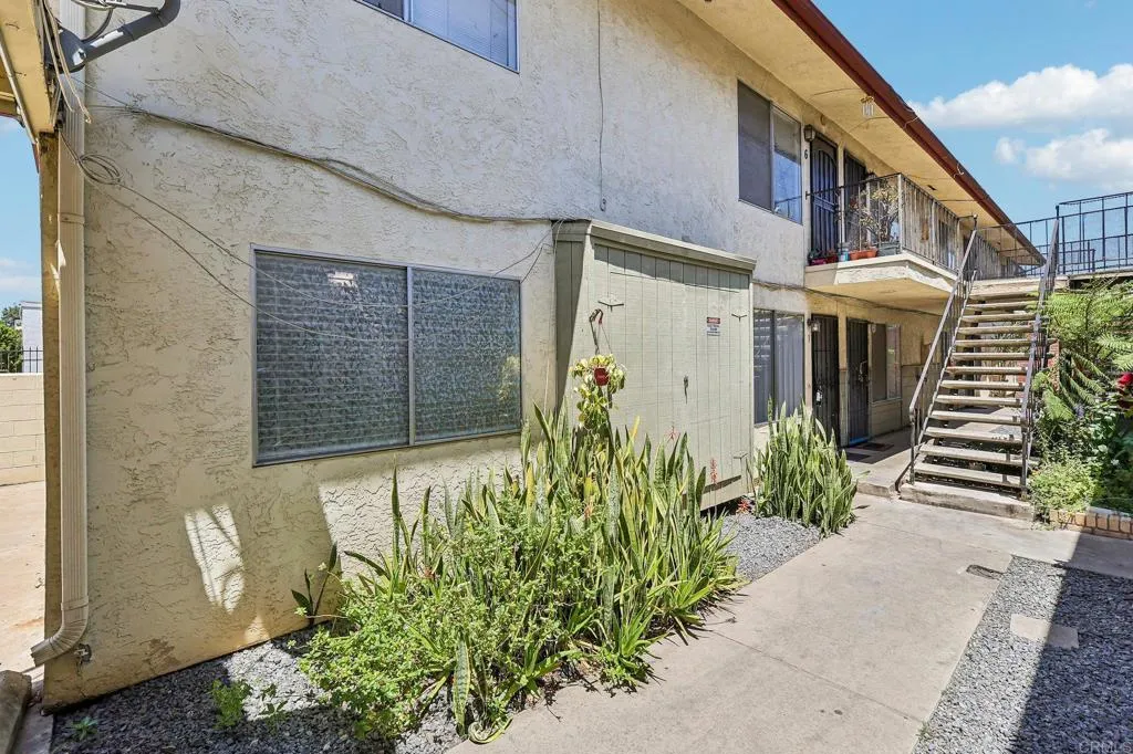 https://cdn.realtyfeed.com/cdn/127/307066856/274b494ef3df011838c45979ffee5d99.webp