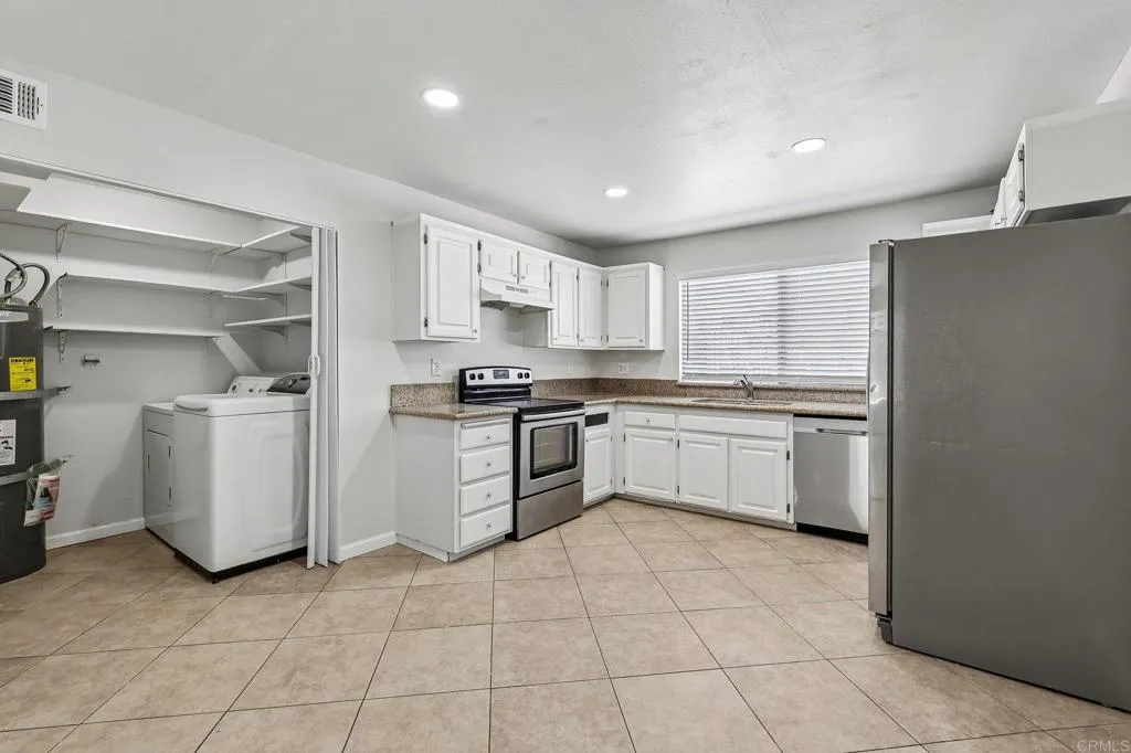 465 E Bradley Avenue Unit 3, El Cajon, CA 92021 - Photo 2 of 34, El Cajon, CA