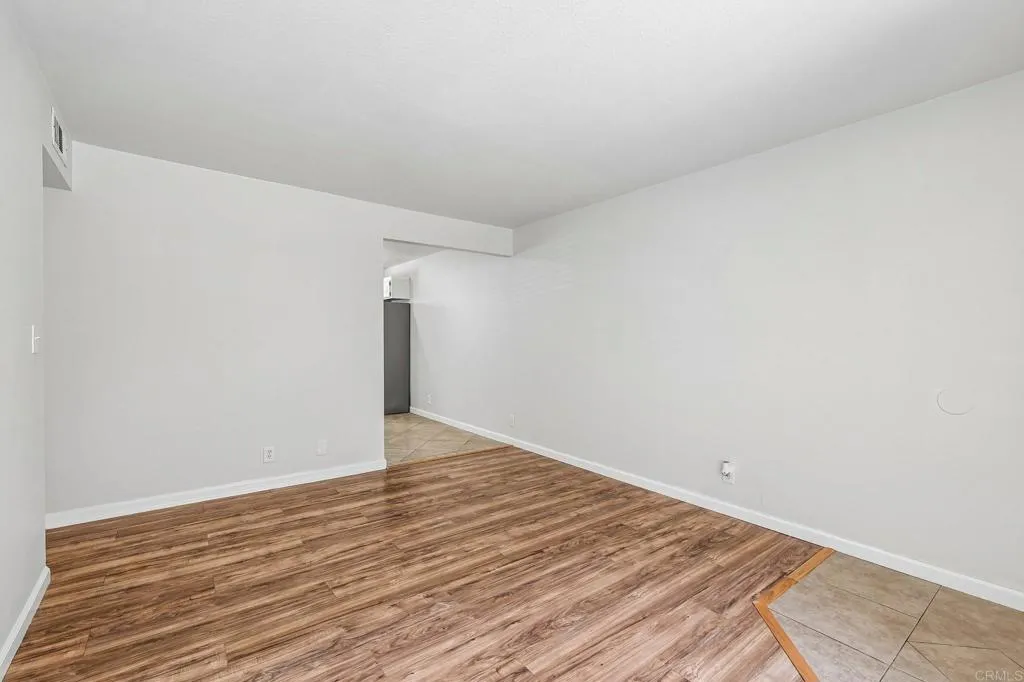 https://cdn.realtyfeed.com/cdn/127/307066856/a5d63f07d767091084fe24970190598b.webp