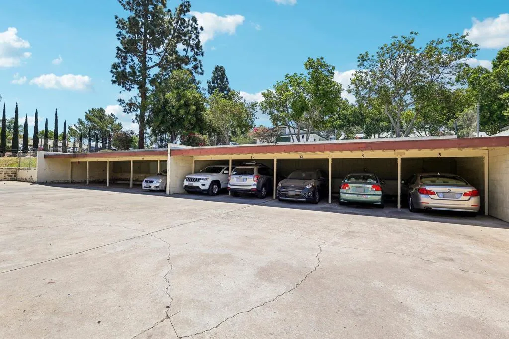 https://cdn.realtyfeed.com/cdn/127/307066856/c72093b3edeaaad6420d6ee20bb6edc7.webp