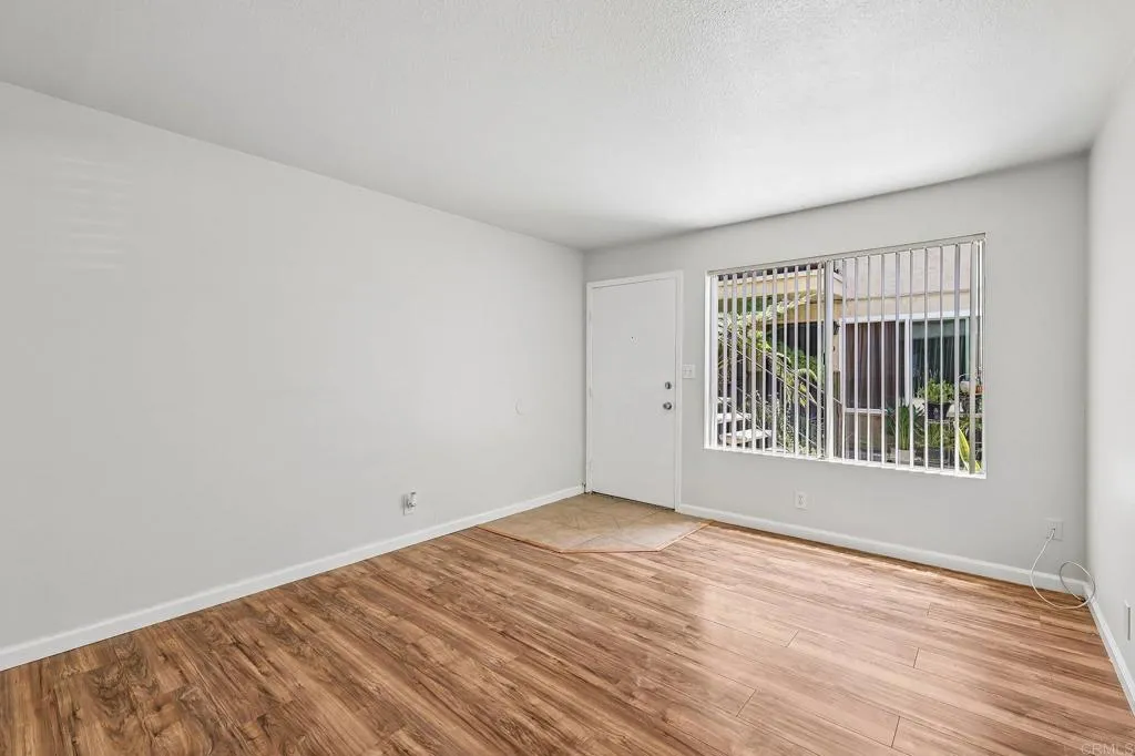 https://cdn.realtyfeed.com/cdn/127/307066856/e3bc2432c1f2fd605249bdd4de1c9228.webp