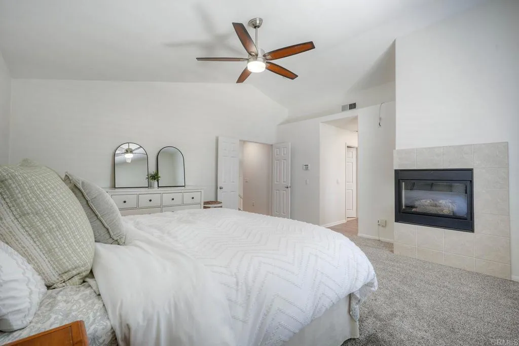 https://cdn.realtyfeed.com/cdn/127/307066877/42d8861cd30ae74b4f9ffce31c301cc4.webp