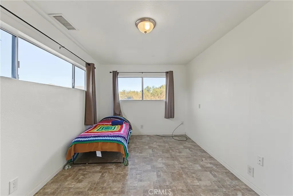 https://cdn.realtyfeed.com/cdn/127/307066892/3052785dcf8010b32c20e61f89e42a5a.webp