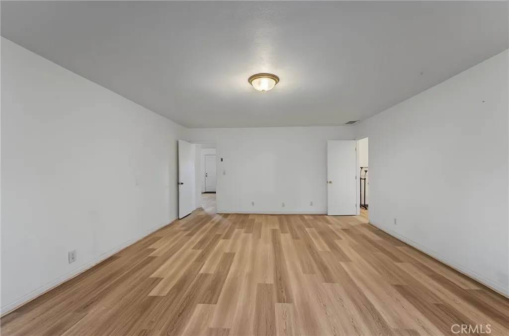 https://cdn.realtyfeed.com/cdn/127/307066892/3f0b637cbb1e68a64b2bd2ef681614ae.webp