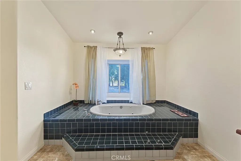 https://cdn.realtyfeed.com/cdn/127/307066892/5fd02425068bf2a435a323d5fa996da6.webp