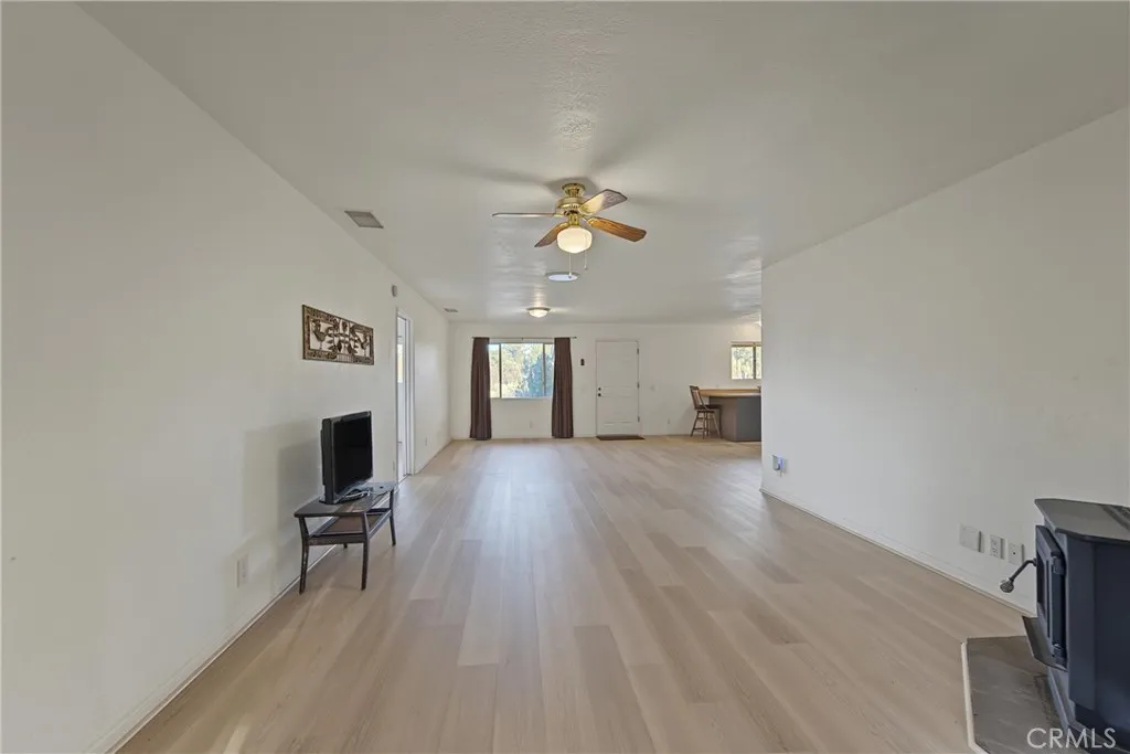 https://cdn.realtyfeed.com/cdn/127/307066892/e187e86c72f6a9cd9d9de661f1714a48.webp