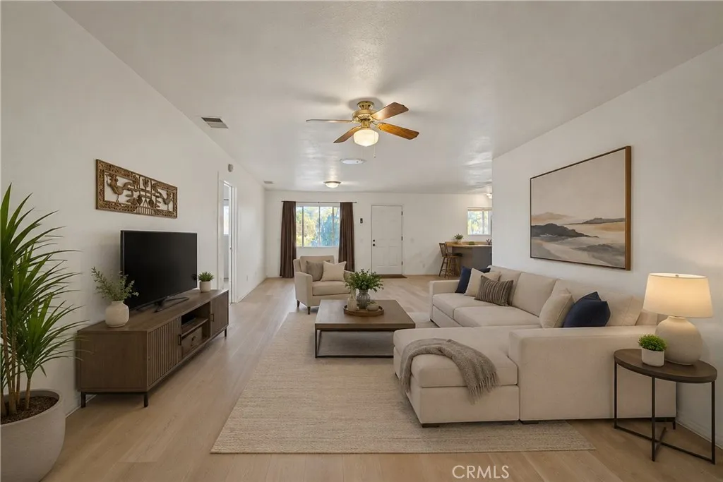 https://cdn.realtyfeed.com/cdn/127/307066892/e7c88bea0463e81670e6b56bd30c14fa.webp
