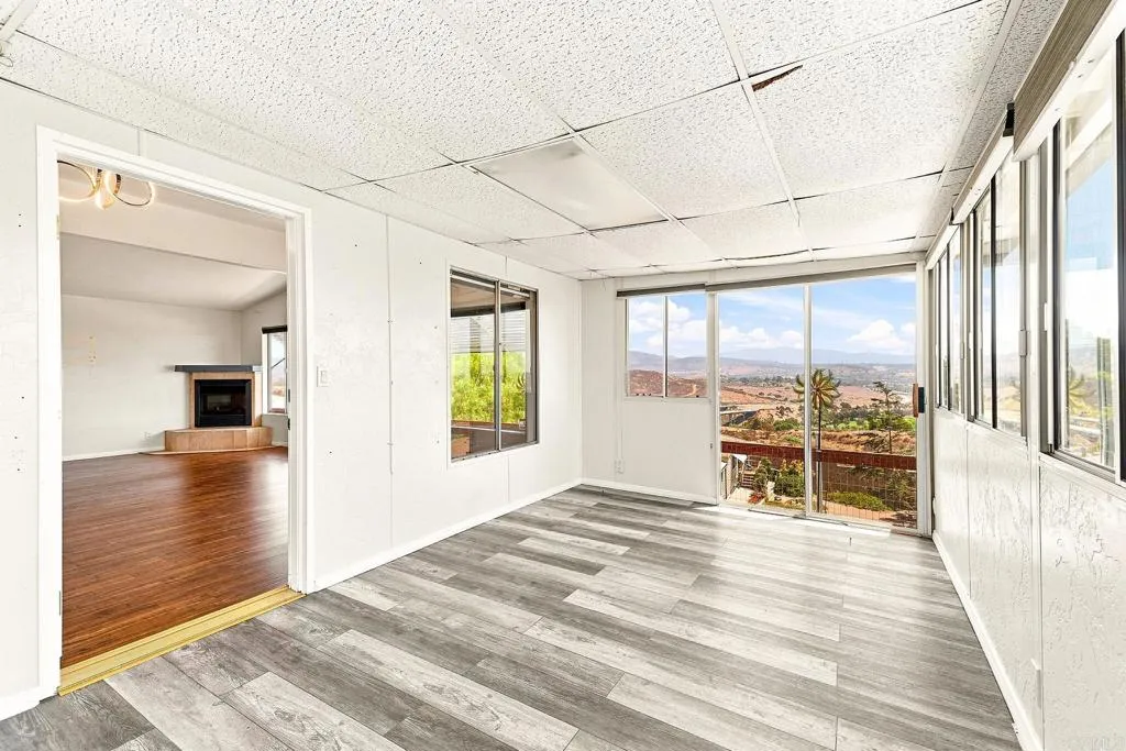 https://cdn.realtyfeed.com/cdn/127/307066915/14631362db859cb2e6f6b41c72b1d976.webp