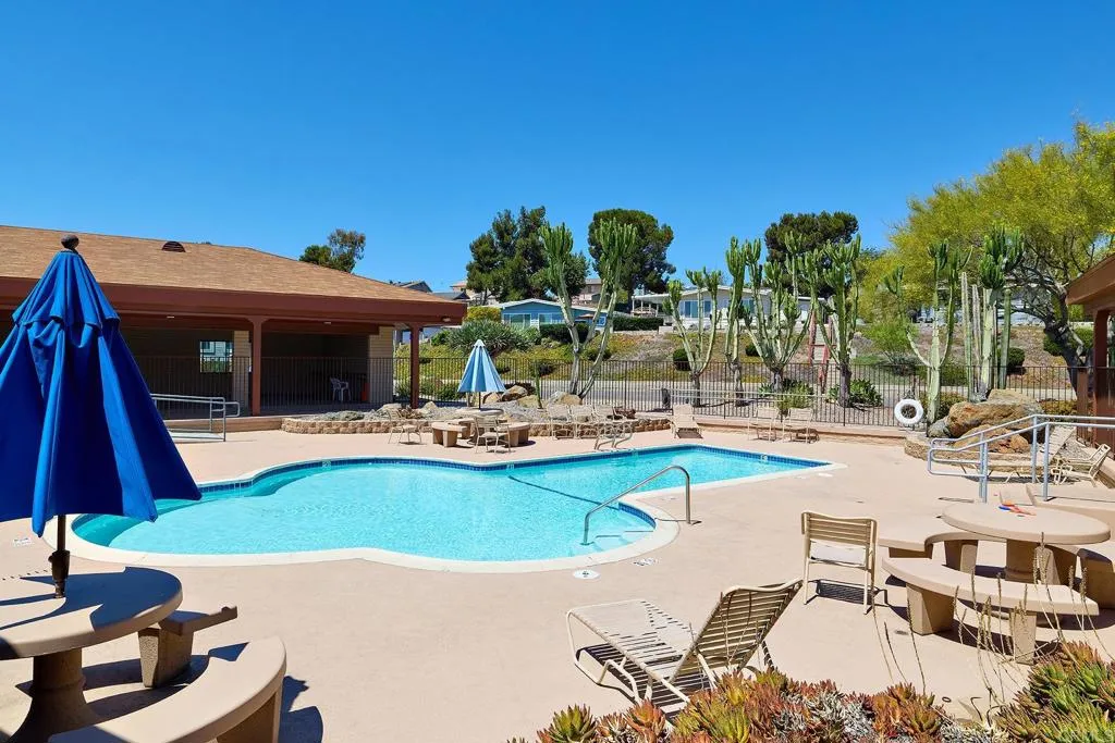 https://cdn.realtyfeed.com/cdn/127/307066915/345ce46fb69205907de367610720de36.webp