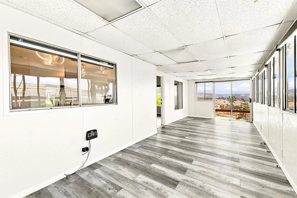 https://cdn.realtyfeed.com/cdn/127/307066915/59bc92e984895dc8253a698543178f36.webp