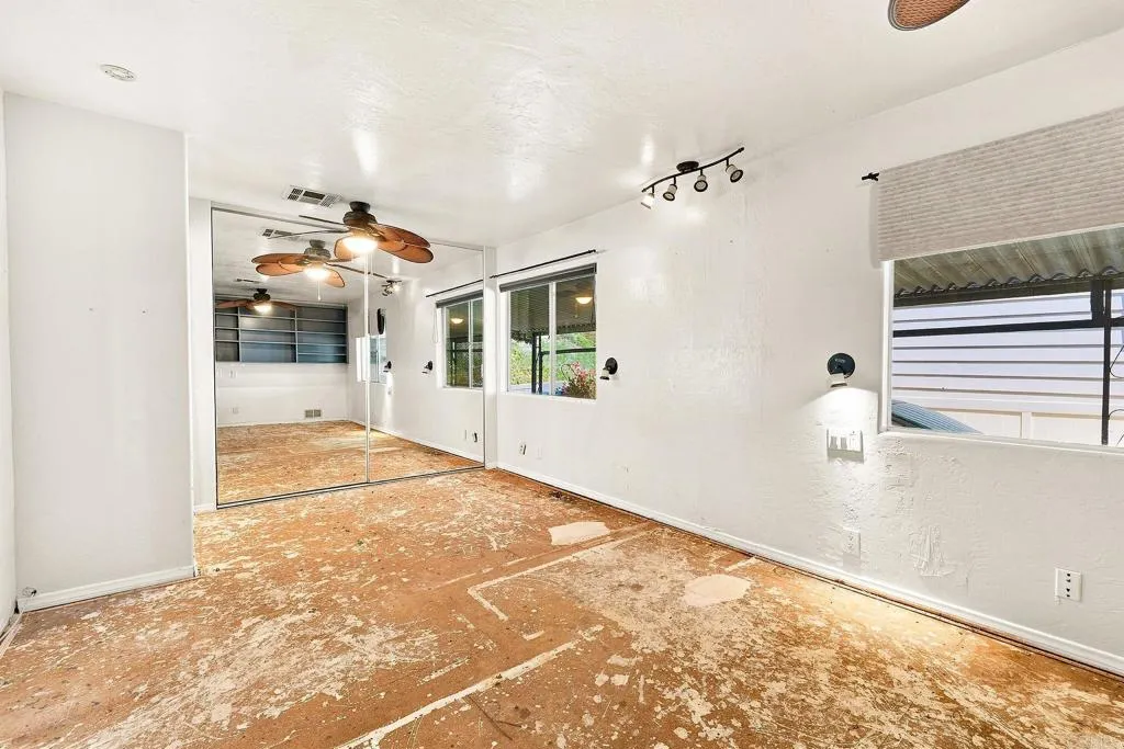 https://cdn.realtyfeed.com/cdn/127/307066915/646a0b7b339c1112619fa1e0f9f18c2b.webp