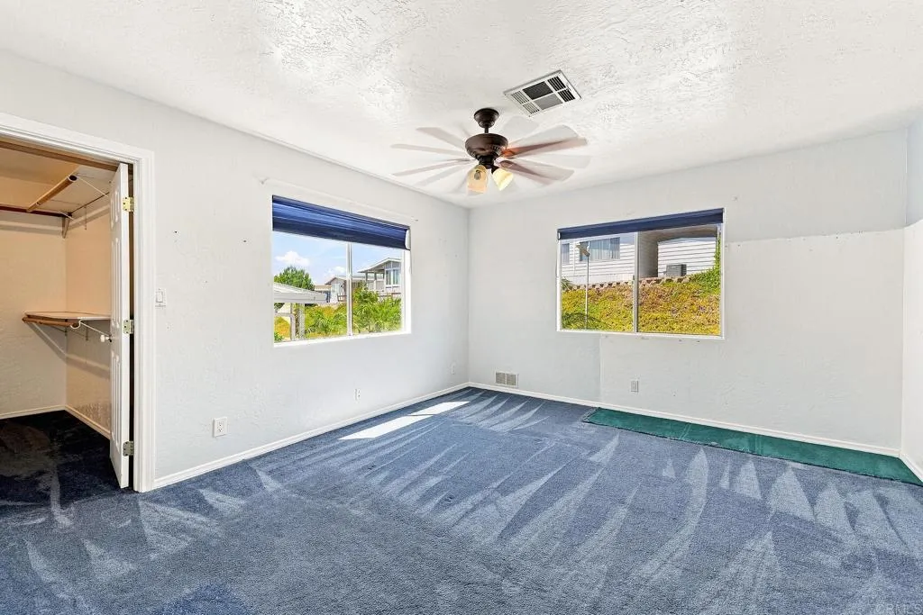https://cdn.realtyfeed.com/cdn/127/307066915/858f437e5c34646e5d8a0549bf26802f.webp