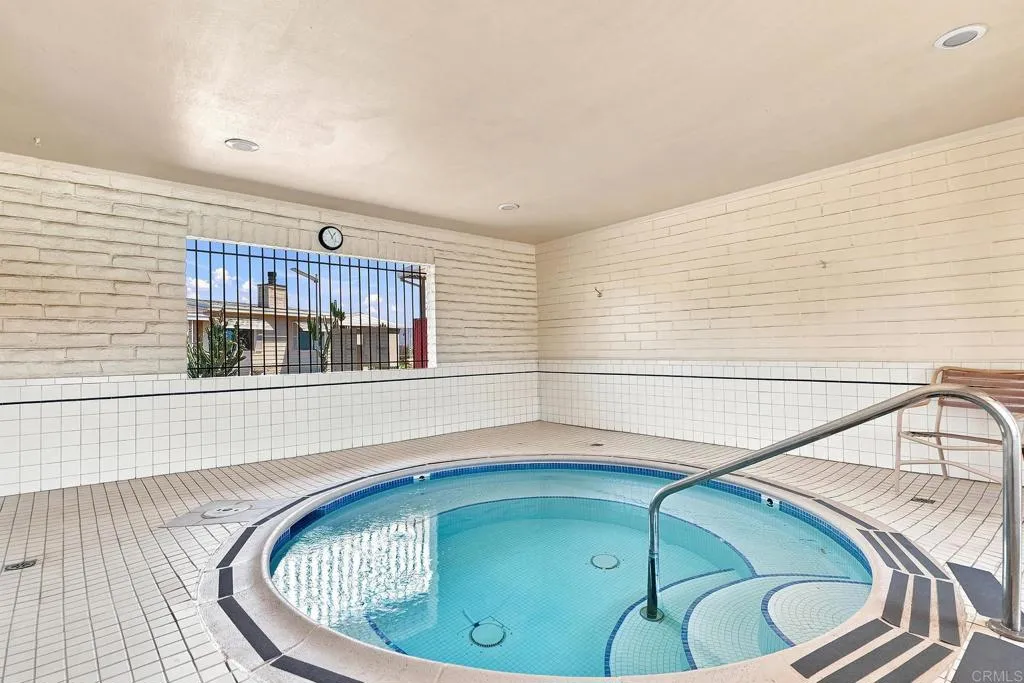 https://cdn.realtyfeed.com/cdn/127/307066915/b19adf44242a09326f294565cf7ed790.webp