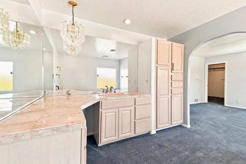 https://cdn.realtyfeed.com/cdn/127/307066915/d54f4710f35f94fa7c1d29b6bd037769.webp
