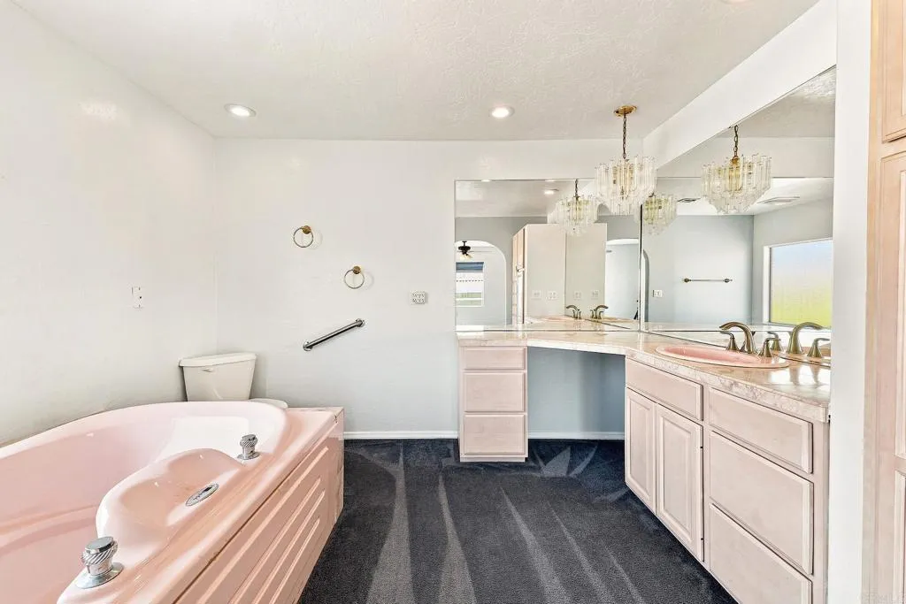 https://cdn.realtyfeed.com/cdn/127/307066915/e831d47806fcfba404057e3559c92352.webp