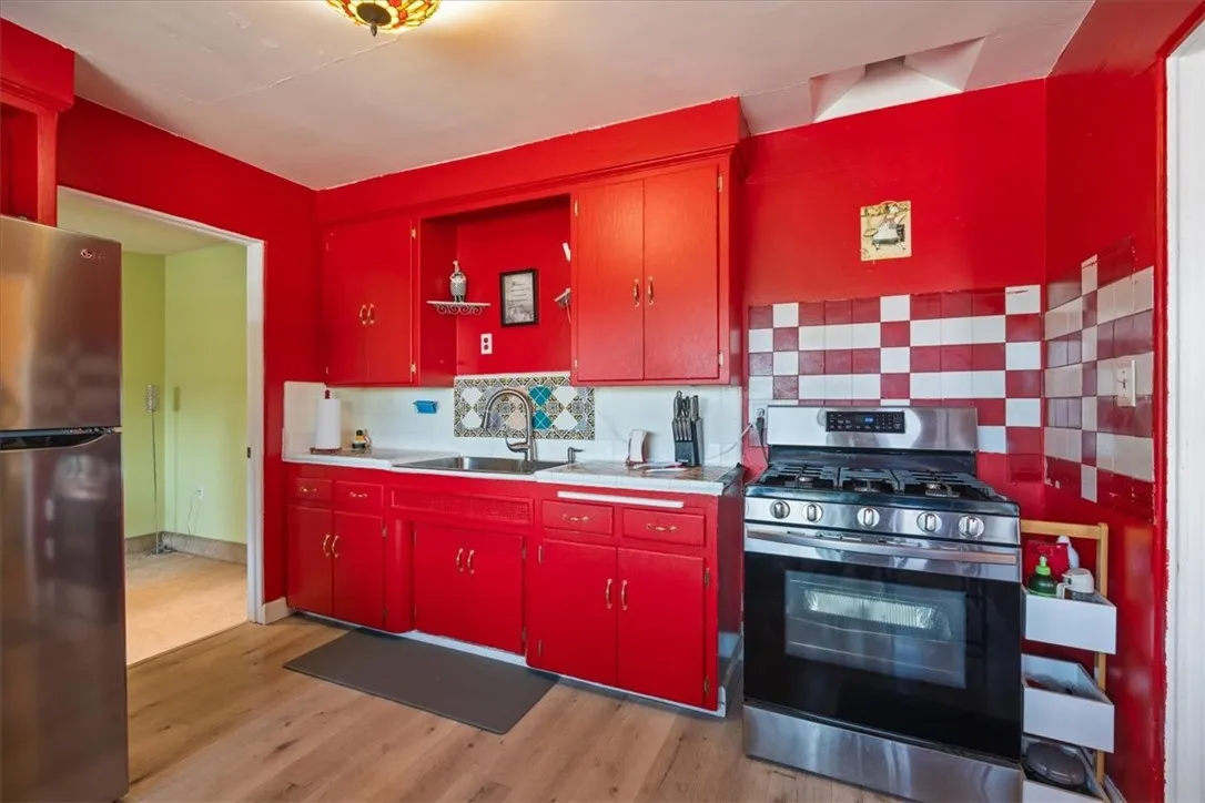 https://cdn.realtyfeed.com/cdn/127/307066937/2a6ea94d4a0a1908398597cf9235fe59.webp