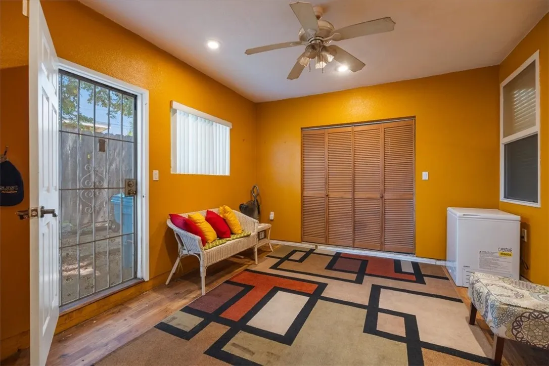 https://cdn.realtyfeed.com/cdn/127/307066937/f67d77cd44e8749ec2056252cbf2f29b.webp