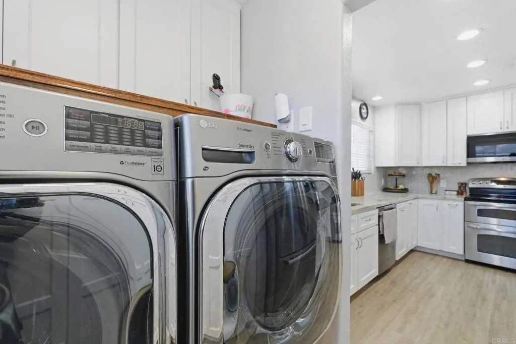 https://cdn.realtyfeed.com/cdn/127/307066947/20382fd4d6e2e3b00cc29885e4ad8cff.webp