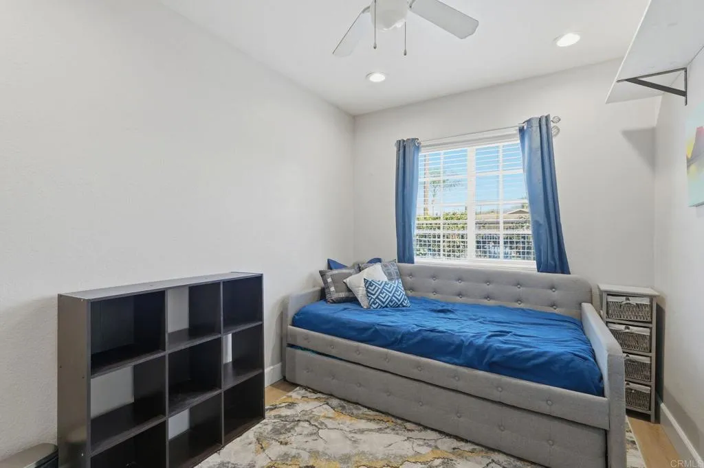 https://cdn.realtyfeed.com/cdn/127/307066947/73b83ca20a6915abab10aa1ea19c6988.webp
